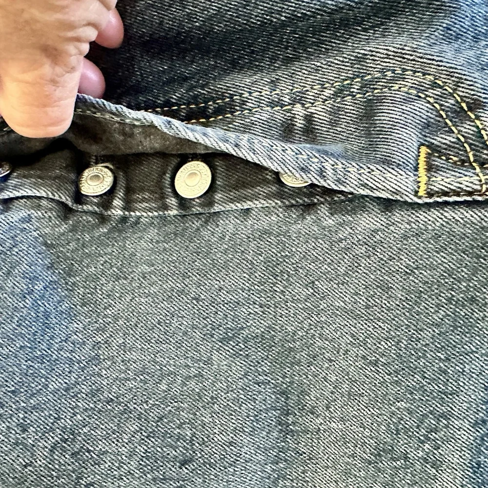 Levi's 501 Men Jeans 36W 32L Button Fly Blue Denim Made In Egypt Measure 36W 30L